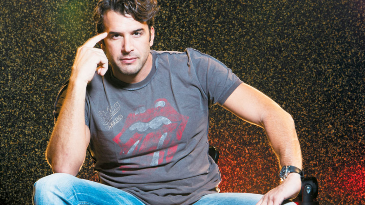 Αντώνης Βλοντάκης: Γιορτάζει τα γενέθλιά του με φωτογραφίες από τα 4, τα 24 και τα 44 χρόνια του  