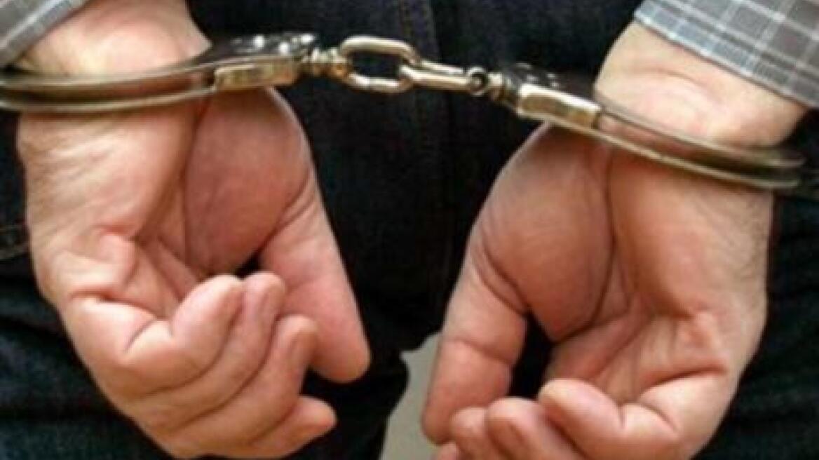 Τρεις συλλήψεις για κλοπές στα Τρίκαλα