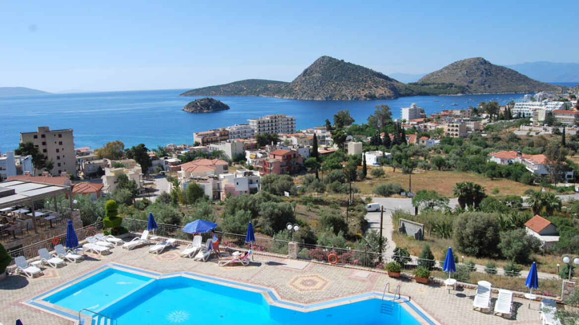 ΣΕΤΕ: Aύξηση του ΦΠΑ στα ξενοδοχεία θα «διώξει» 2,5 εκατ. τουρίστες!