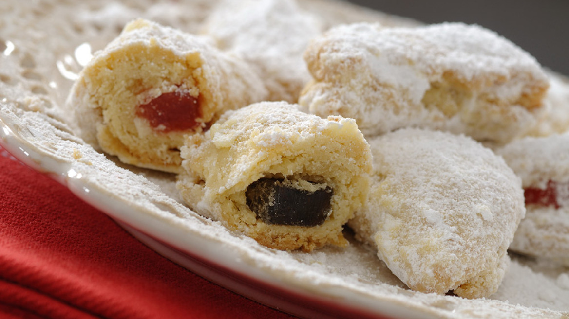 Τραγανά μπισκότα γεμιστά με λουκούμια χωρίς αβγά