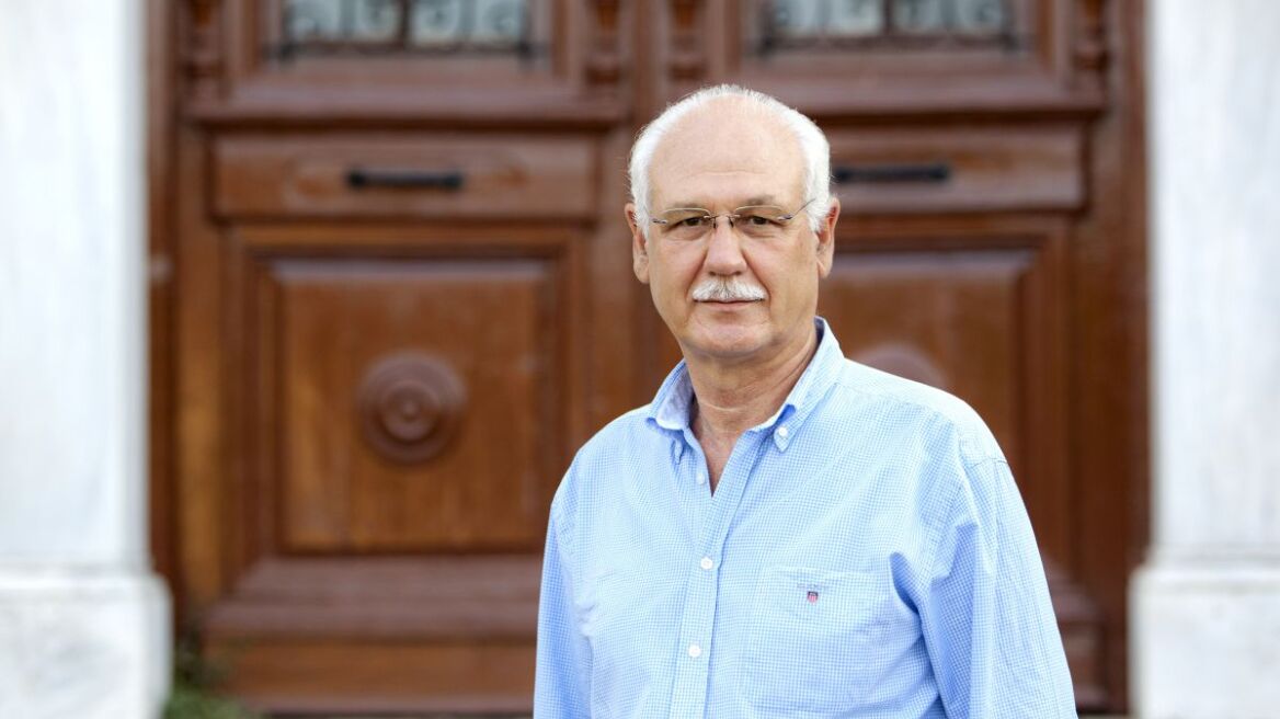 Στον ανακριτή ο δήμαρχος Λάρισας για τη μετατροπή συμβάσεων