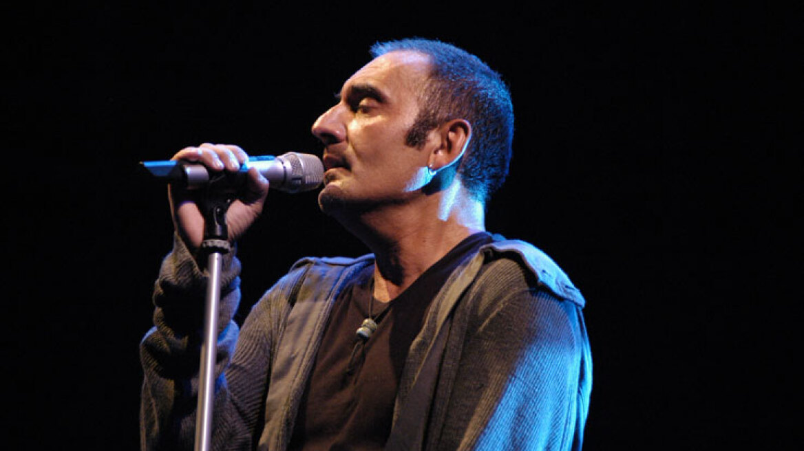 Ιταλία: Πέθανε και ο αδελφός του τραγουδιστή που έχασε τη ζωή του στη σκηνή