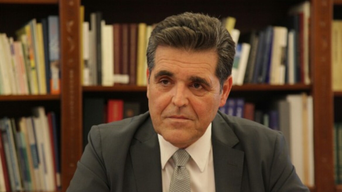 Εκτός εκπαίδευσης η καθηγήτρια στην Ηπειρο, λέει ο υφυπουργός Παιδείας