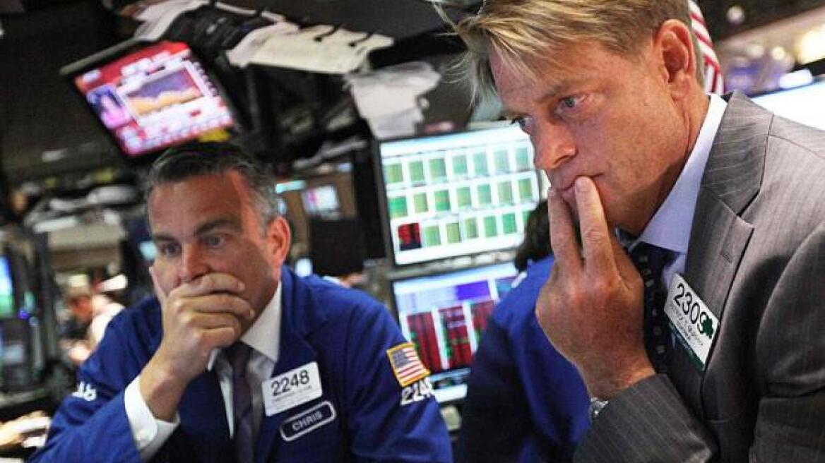 Απώλειες 4,5% στο πετρέλαιο- Συμπαρασύρει τη Wall Street