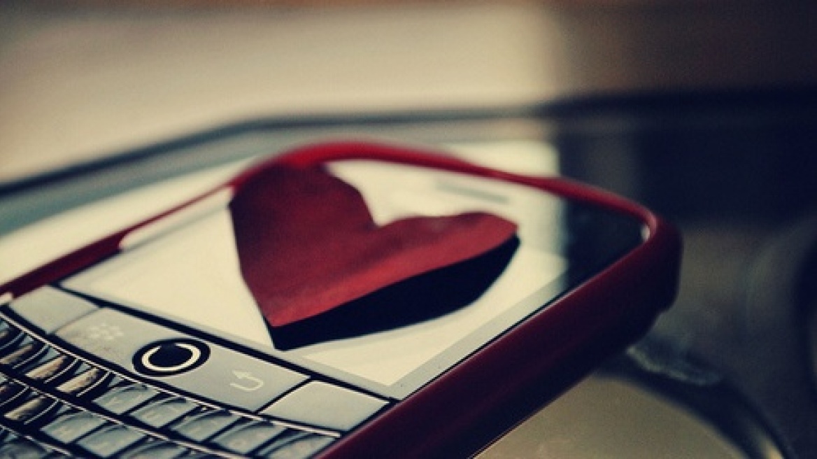 Outpoor: Οι ντροπαλοί μπορούν να λένε ανώνυμα τα γλυκόλογά τους!