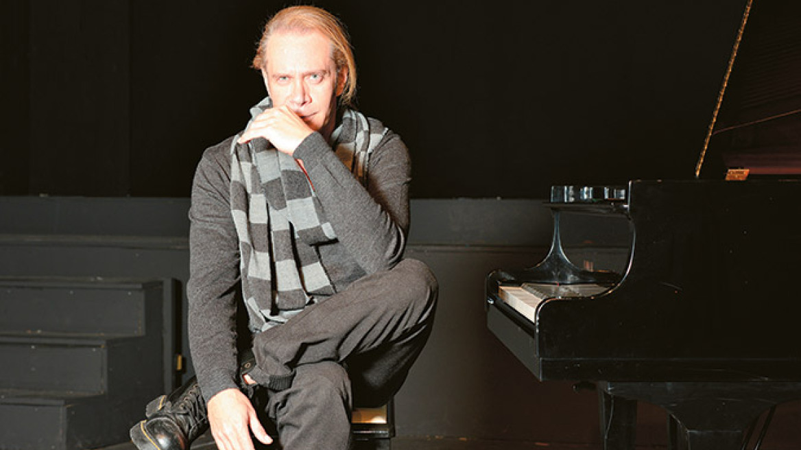 Στέφανος Κορκολής: «Ετρεφα φίδια ανακόντα στον κόρφο μου»