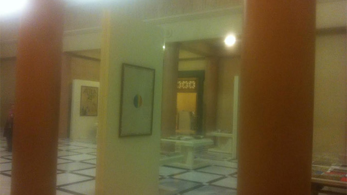 Φωτιά στο κανάλι της Βουλής λίγο πριν προβληθεί συνέντευξη του Κωνσταντίνου Μητσοτάκη!