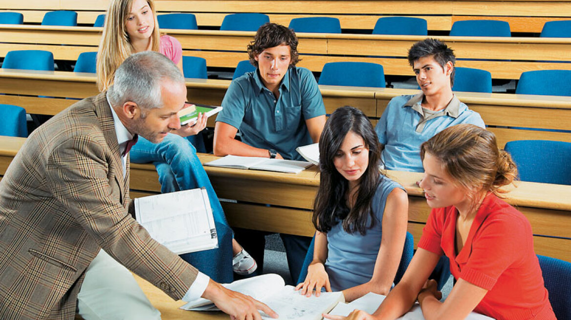 Υποαμειβόμενοι οι πανεπιστημιακοί στην Ελλάδα