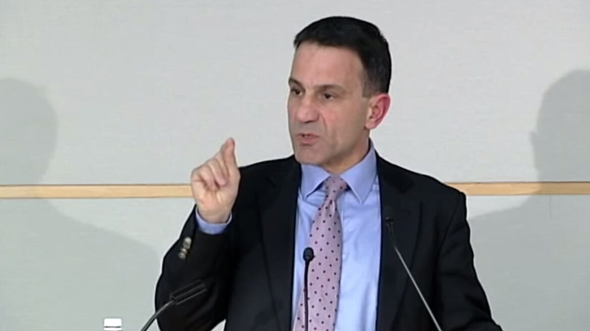 Λαπαβίτσας: Ο ΣΥΡΙΖΑ πρέπει να έχει plan b τη δραχμή!