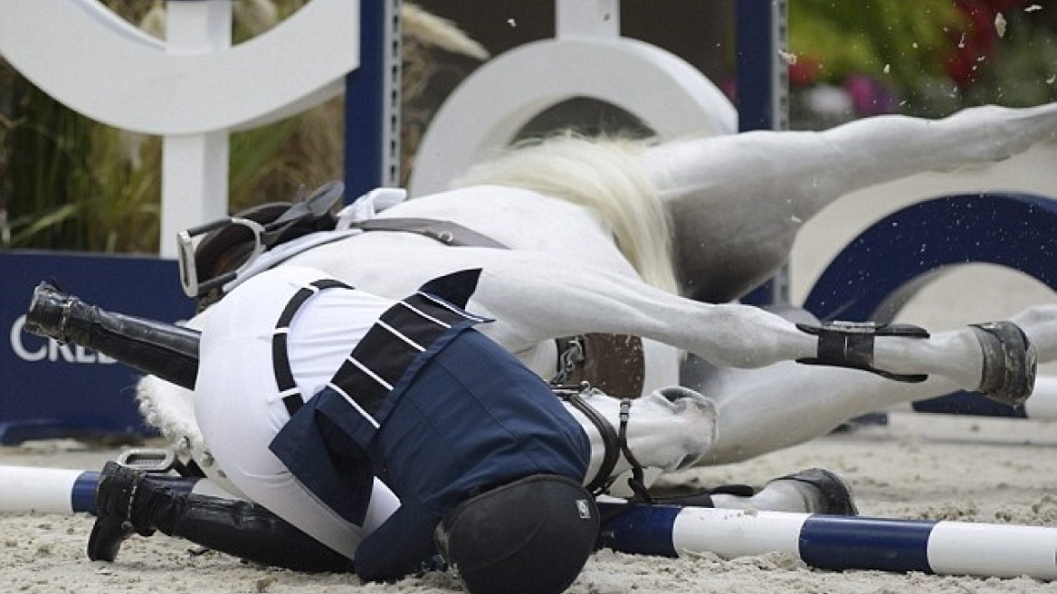 Επεσε από το άλογο η Αθηνά Ωνάση - Του έκαναν ευθανασία