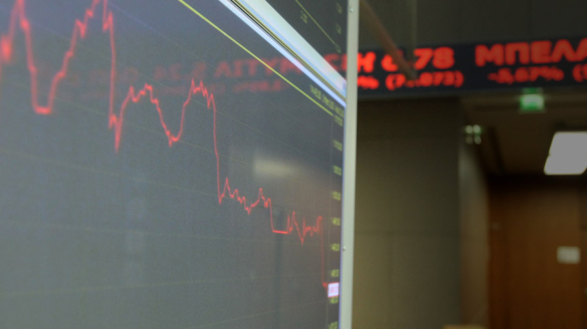 Απογειώνονται spreads και CDS κρατικών ομολόγων και τραπεζών