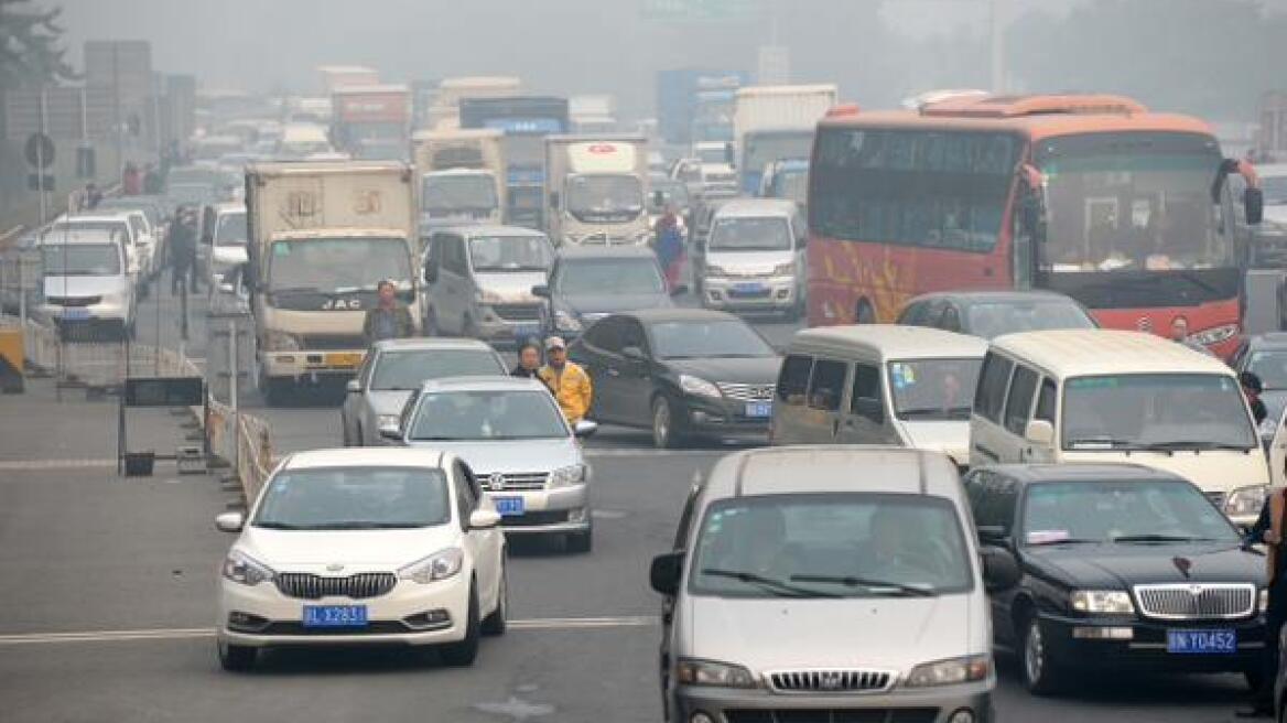 Κίνα: 12 νεκροί σε καραμπόλα φορτηγών και αυτοκινήτων