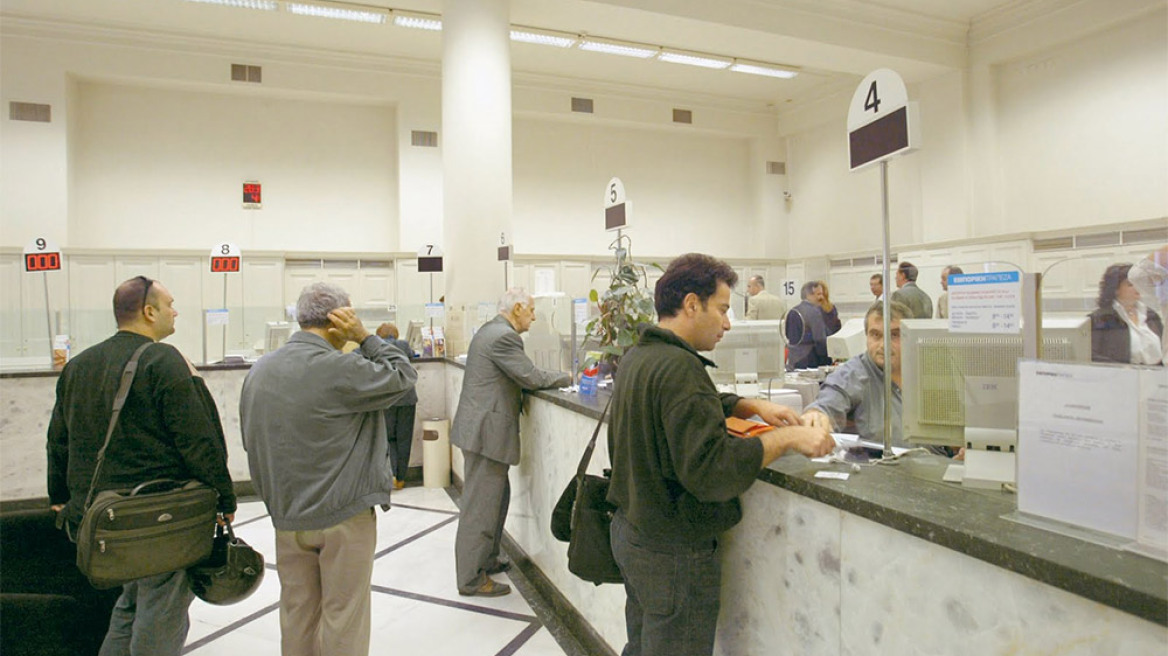 Τρέμουν τη φυγή των καταθέσεων