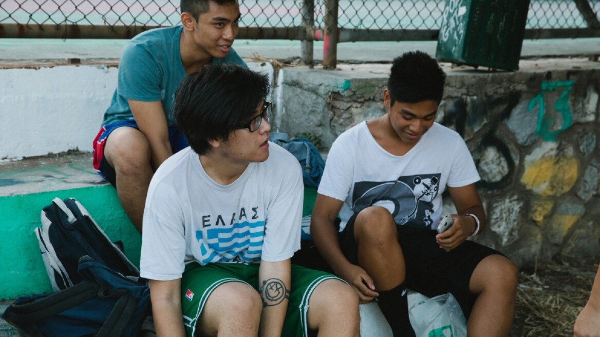 Εγκαταλείπουν την Ελλάδα ακόμα και οι Φιλιππινέζοι