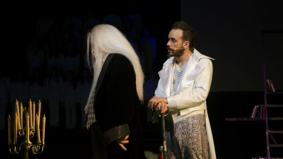 Χρόνος vs. Χρόνου