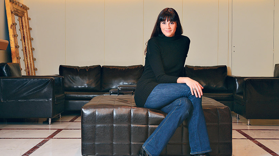 Αννα-Μαρία Παπαχαραλάμπους: Κόντρα στα ταμπού