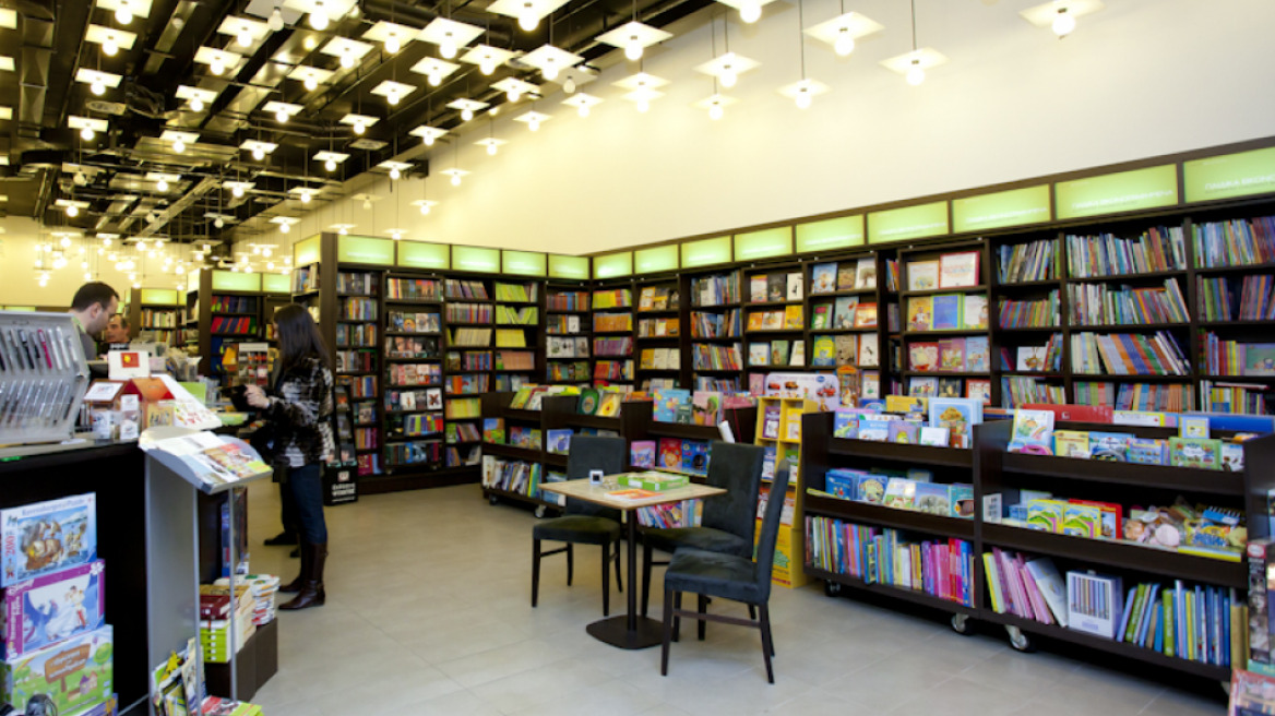 Ιανός: Η απάντηση του βιβλιοπωλείου για τα επεισόδια και την ένταση