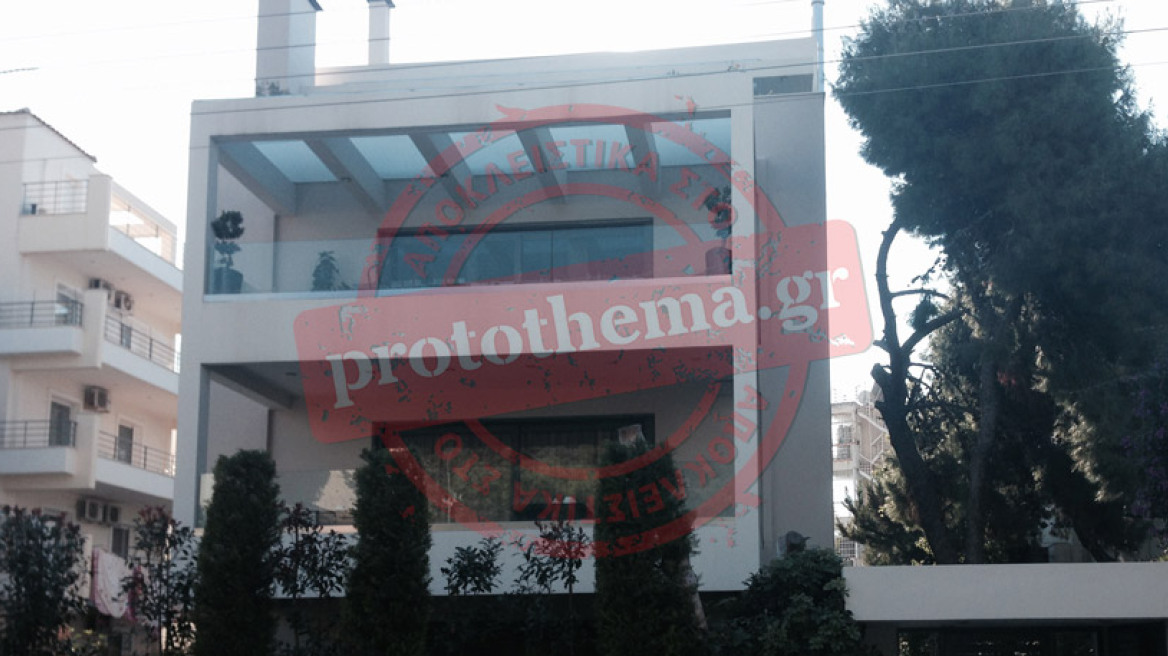 Τρόμος στη Βούλα: Ένοπλοι ληστές κλείδωσαν τη μητέρα και τα τρία της παιδιά στο μπάνιο! 