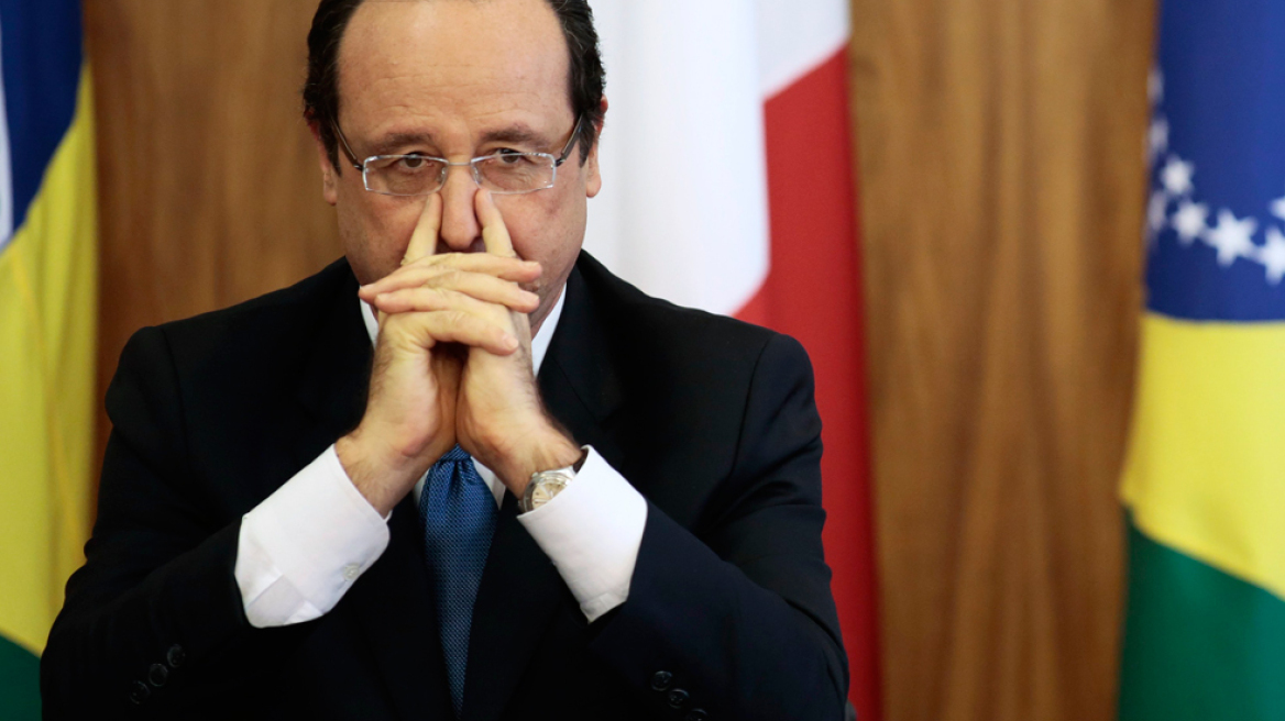 Ολάντ: Η Γαλλία διέρχεται μια «σοβαρή» κρίση ταυτότητας 