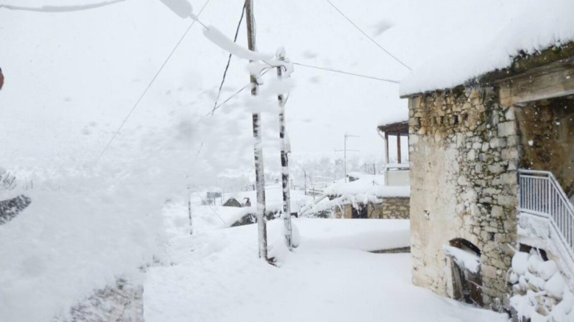 Αποκλεισμένα χωριά στην Κρήτη - Τεράστια τα προβλήματα από την κακοκαιρία