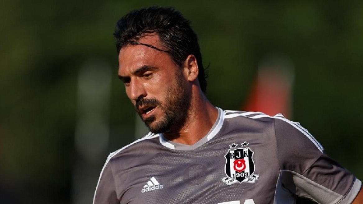 Ξεκαθαρίζει για Αλμέιδα