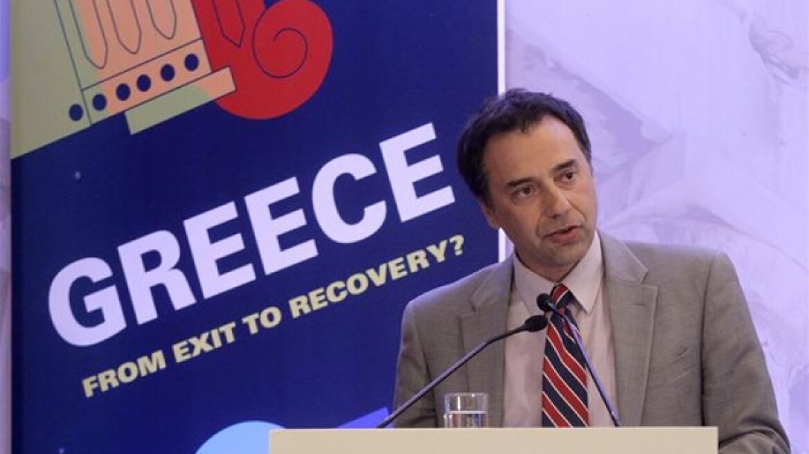 «Ξεκαρδιστικές» οι πολιτικές προτάσεις ΣΥΡΙΖΑ, γράφει στο Brookings ο καθηγητής Πελαγίδης
