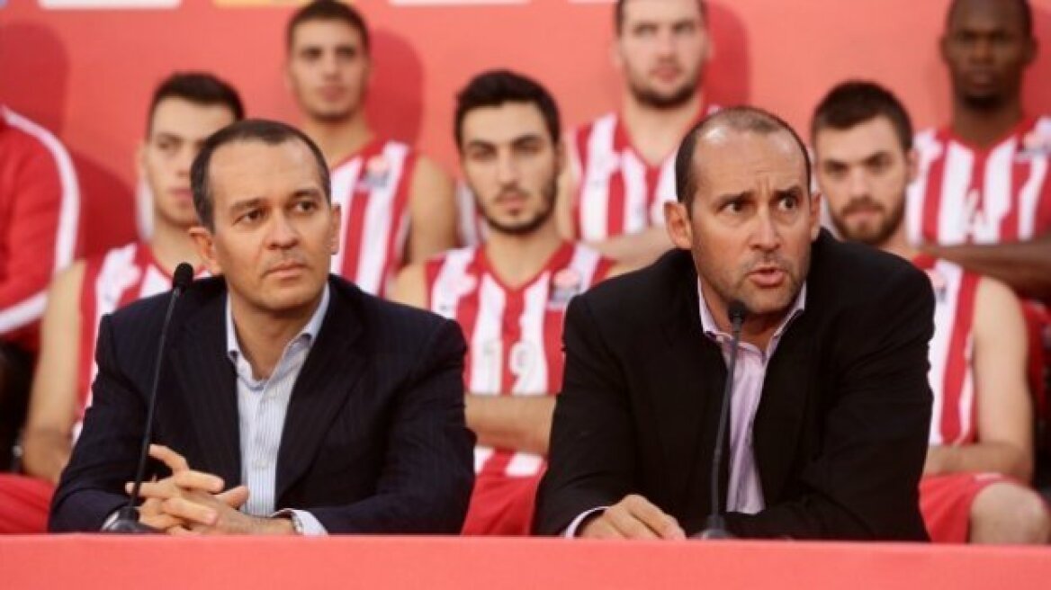  Γιορτινή ατμόσφαιρα...