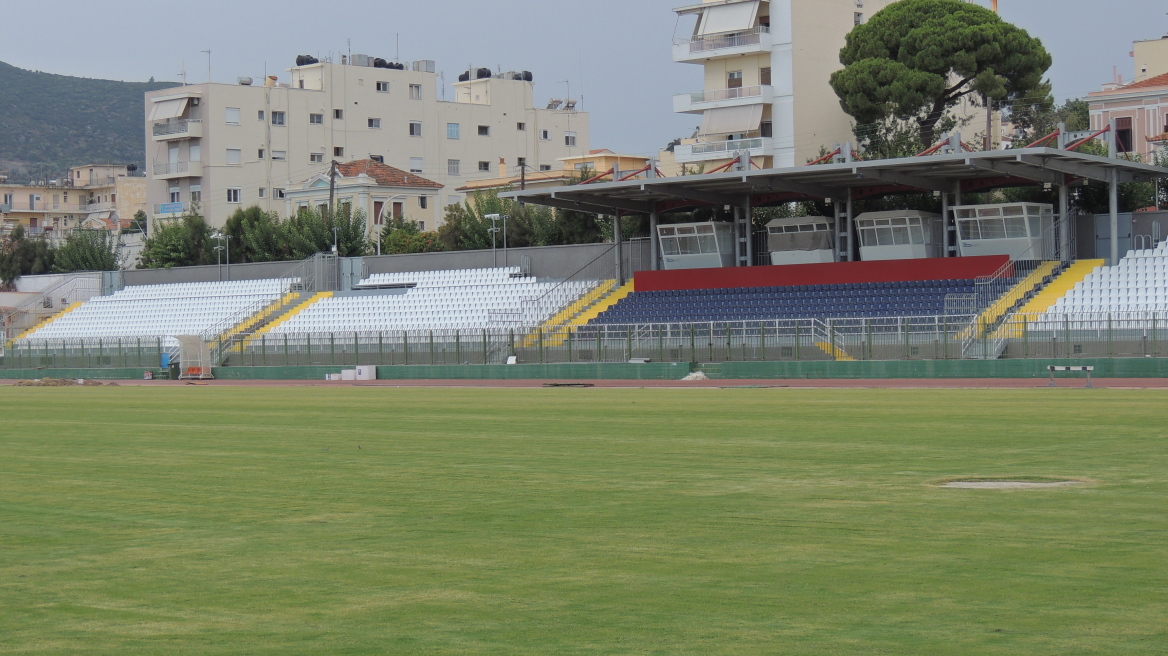 Ανακοίνωση με αιχμές από Καλλονή