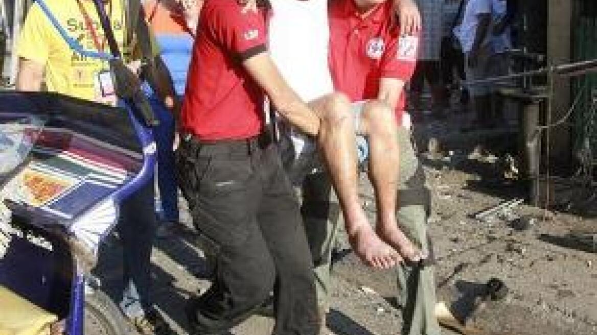 Φιλιππίνες: Δύο νεκροί και 52 τραυματίες από έκρηξη βόμβας 