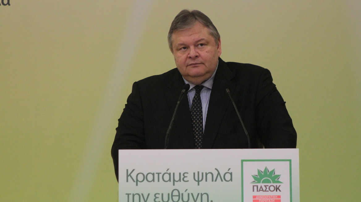 ΠΑΣΟΚ: Αν δεν πάρουμε την τρίτη θέση θα ευθύνεται ο Παπανδρέου