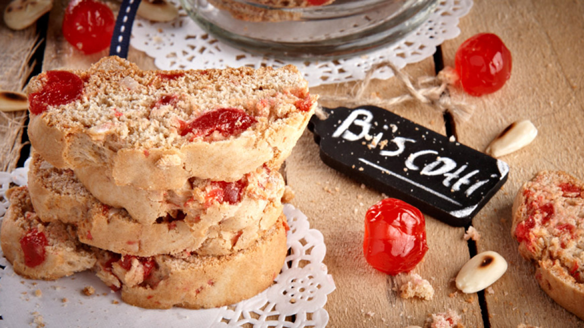 Biscotti χωρίς βούτυρο με κερασάκια γλασέ