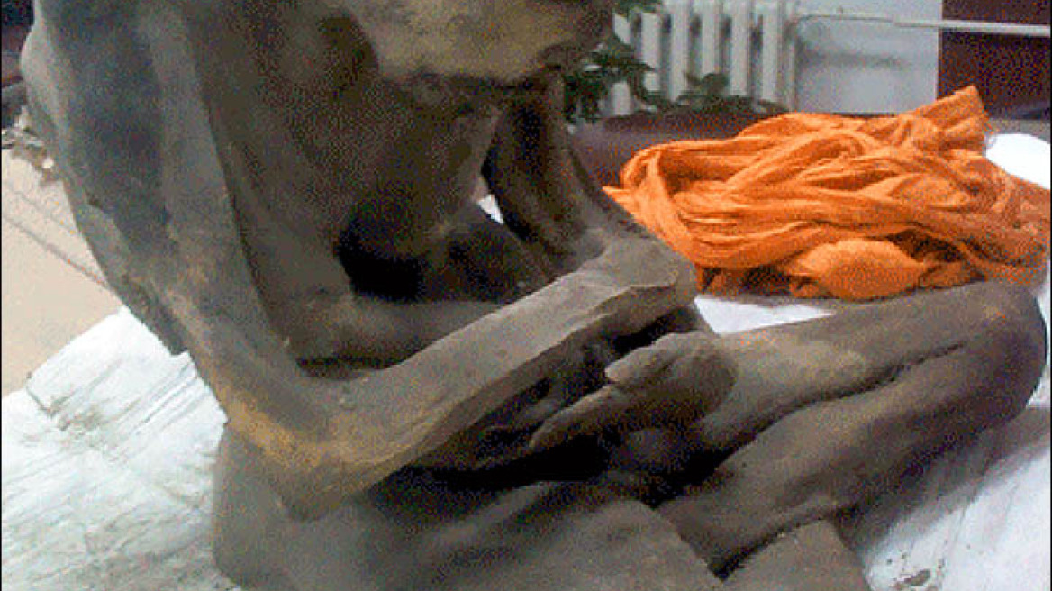 Δείτε φωτό: Μούμια σε στάση λωτού βρέθηκε στη Μογγολία