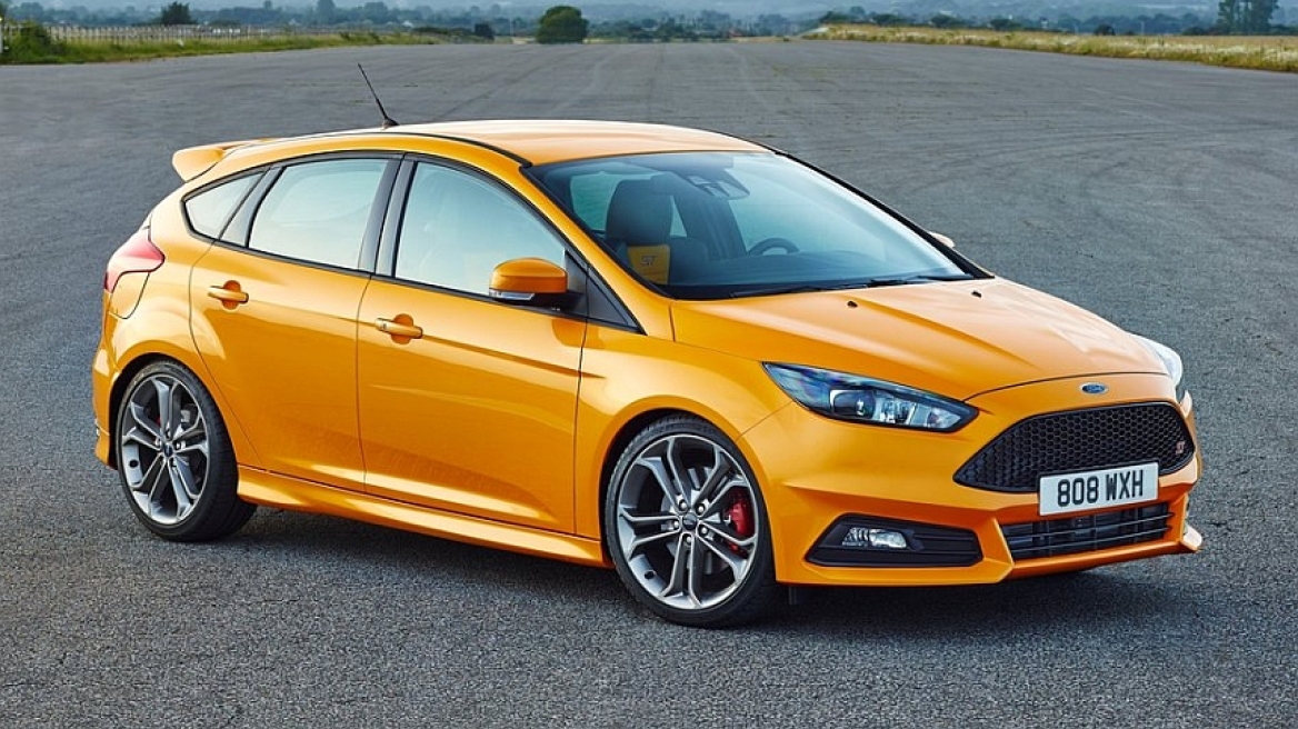 LIVE από Ισπανία: Έρχονται τα νέα Ford Focus ST!
