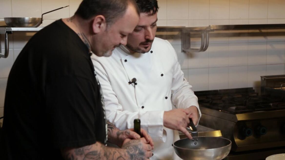 Τι «μαγειρεύει» ο Δημήτρης Σκαρμούτσος σε γνωστό αγαπημένο εστιατόριο;