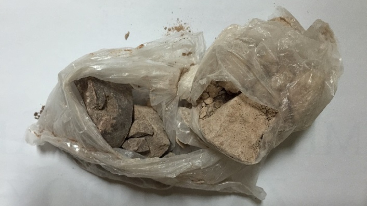 Ζάκυνθος: Εβαζε τον πατέρα του να παραλαμβάνει την ηρωίνη!