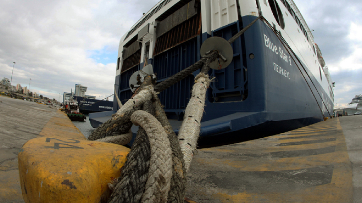 Παραμένει το απαγορευτικό απόπλου