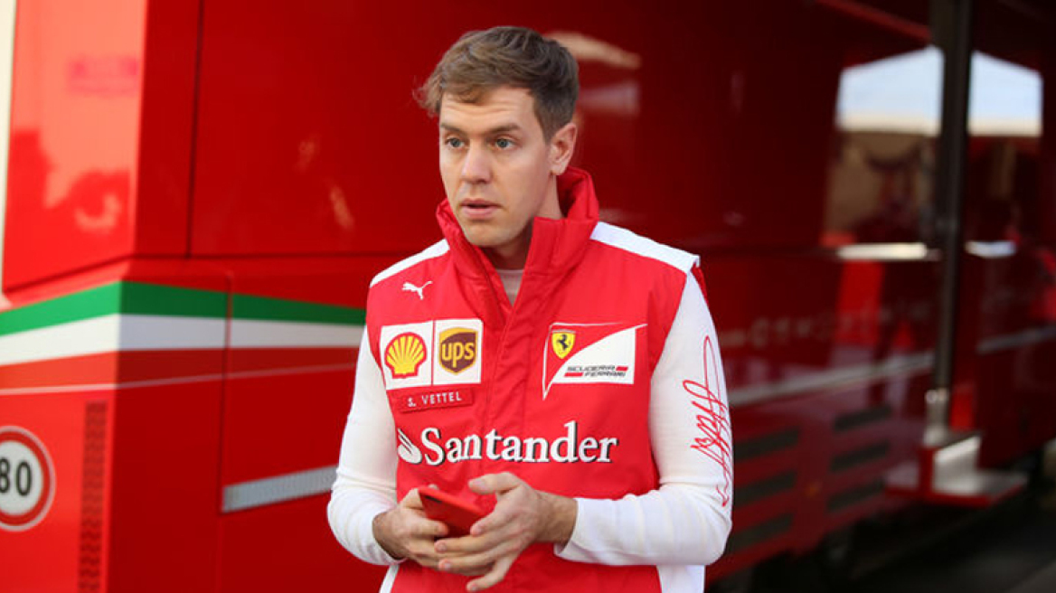 Πετάει ο Φέτελ με τη Ferrari!