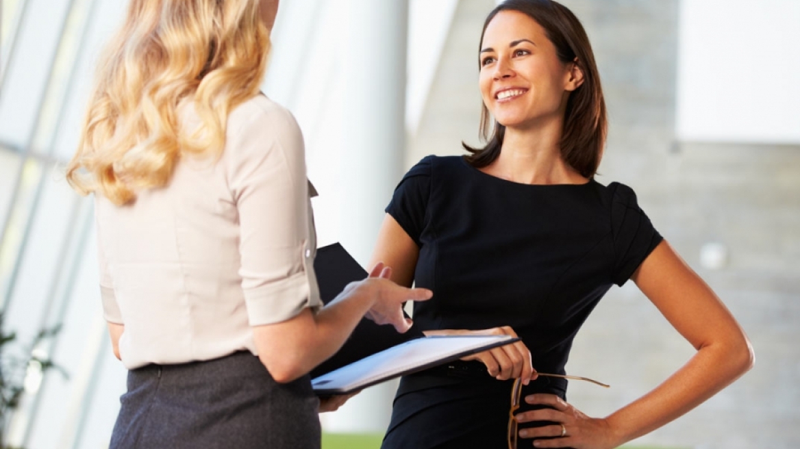 Πώς θα γίνει και ποιους αφορά η επαναφορά του κατώτατου μισθού στα 751 ευρώ