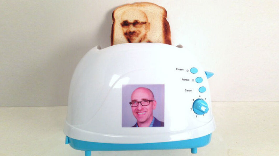 Έφτασε η selfie τοστιέρα!