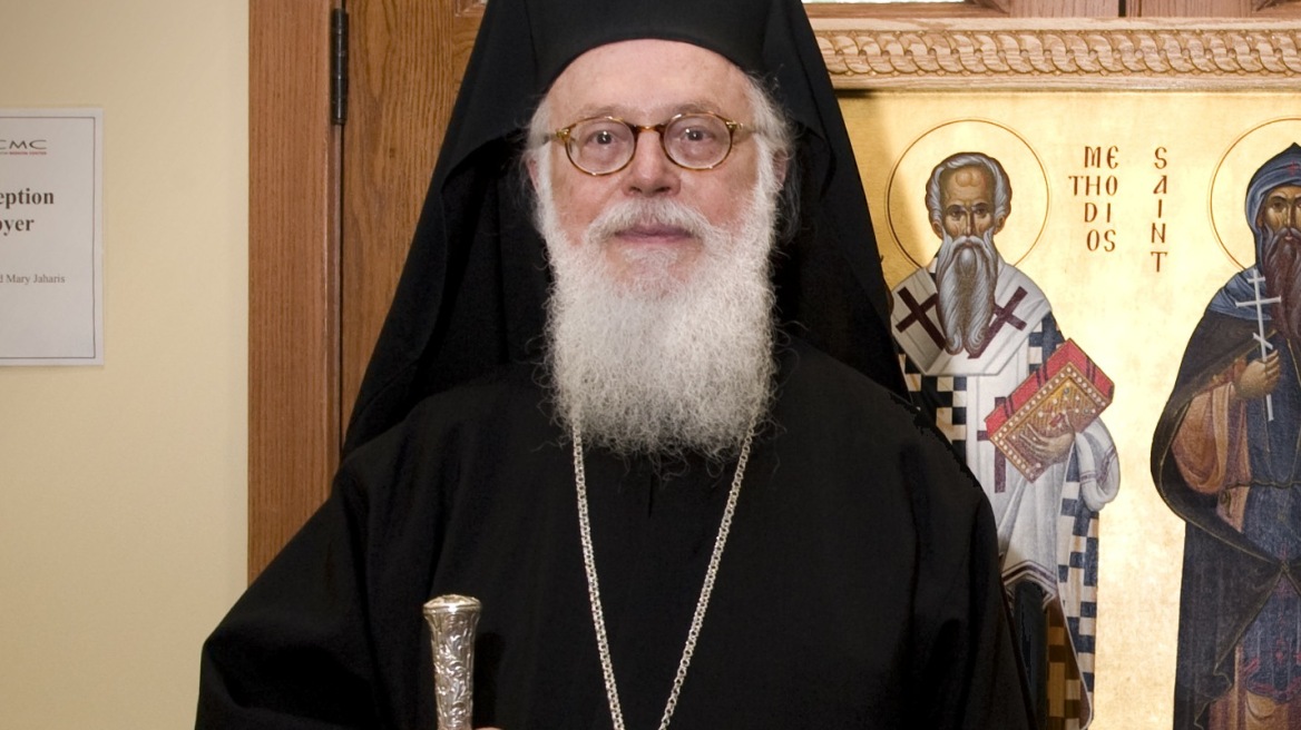 Αρχιεπίσκοπος Αναστάσιος: Ο ιεράρχης δεν μπορεί να αναλάβει πολιτικές θέσεις