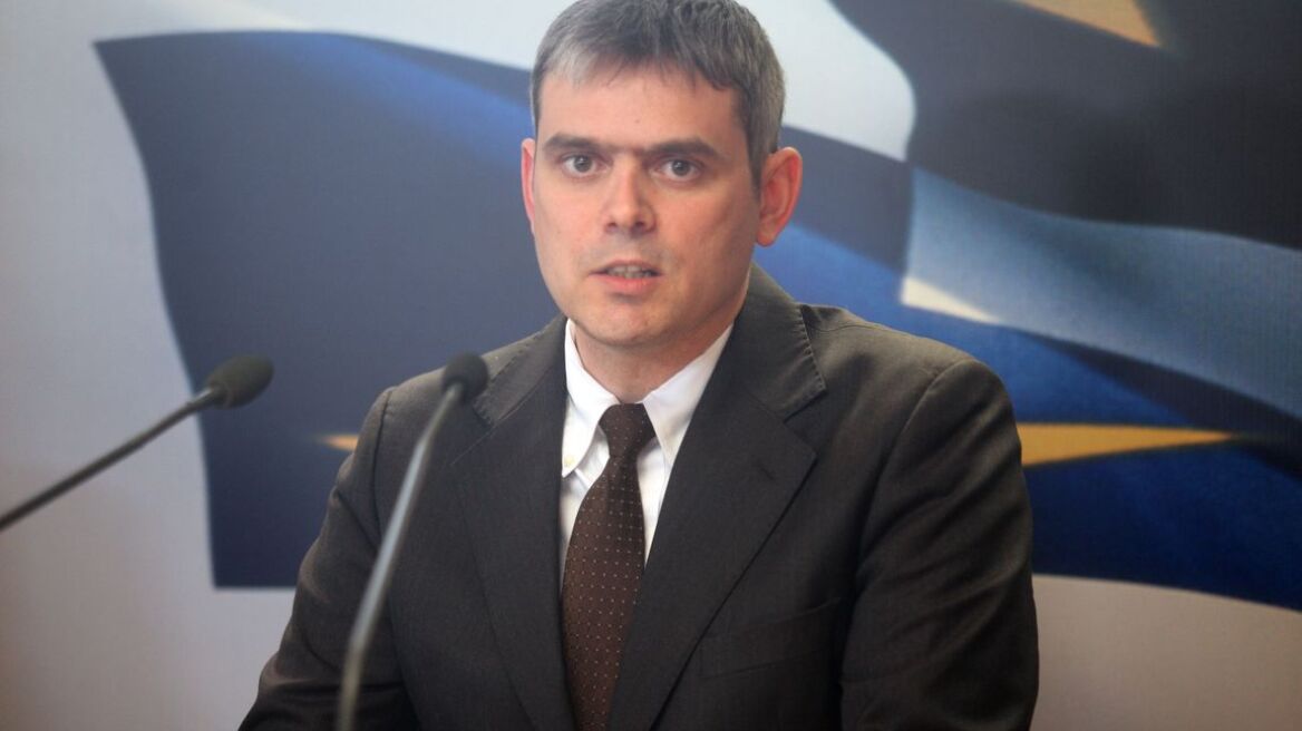 Κώστας Καραγκούνης: Τσίπρας και Βαρουφάκης «δυσφημούν την Ελλάδα»