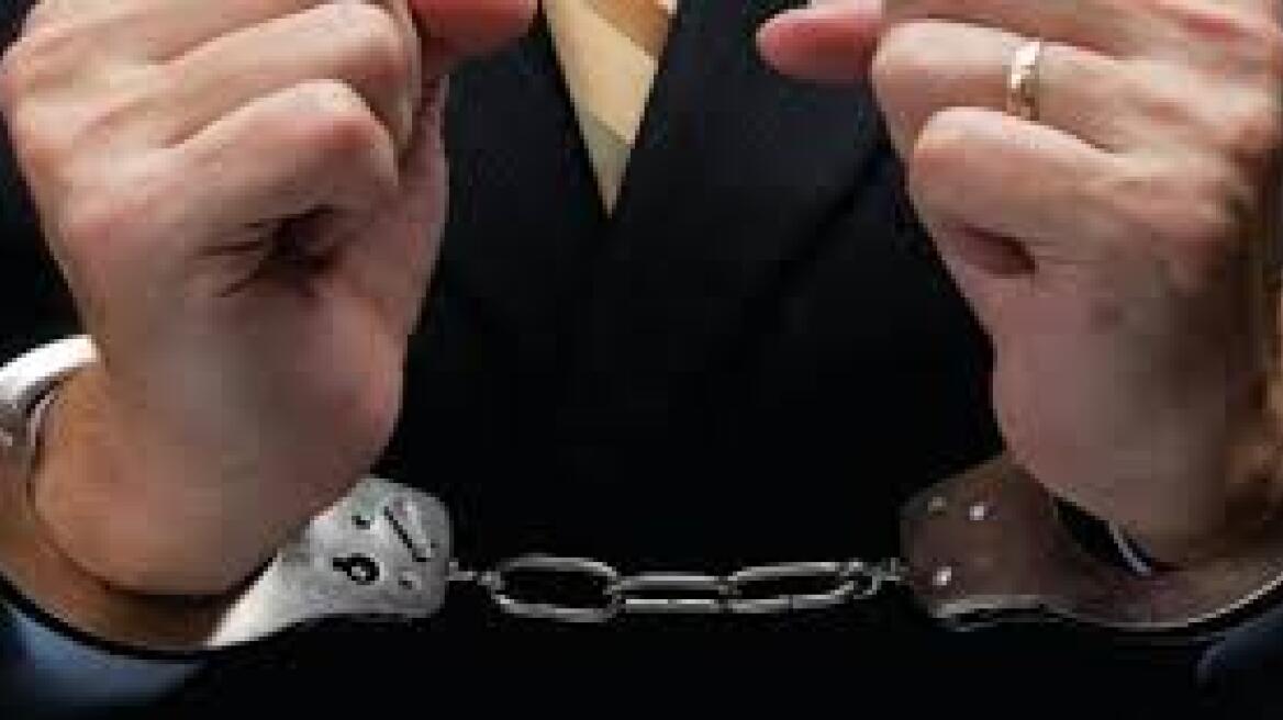 Λάρισα: Συλλήψεις για οφειλές εκατομμυρίων ευρώ στο Δημόσιο