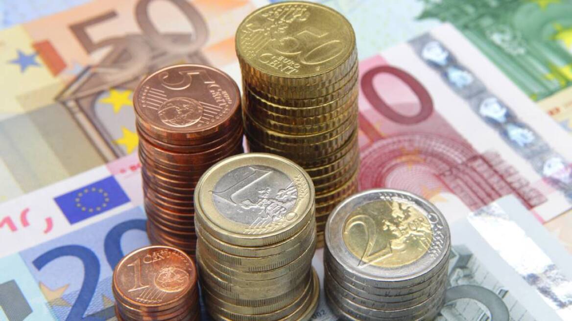 Κομισιόν: Ανάπτυξη 2,5% στην Ελλάδα «βλέπει» για το 2015 η Κομισιόν, αλλά...