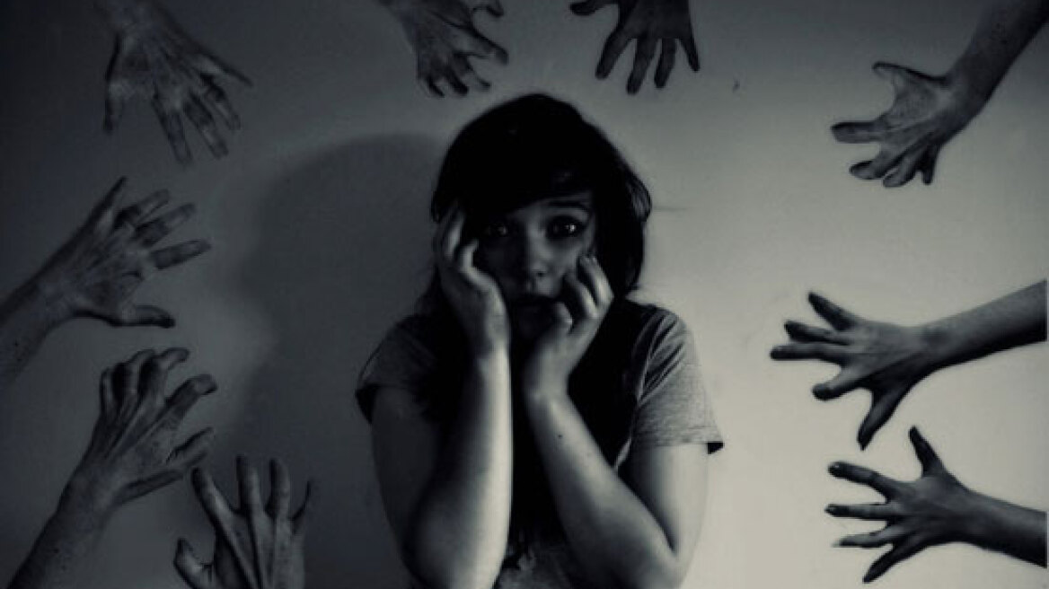 Παγιδευμένοι στα ανεπιθύμητα «πρέπει» σας; Υπάρχει λύση…