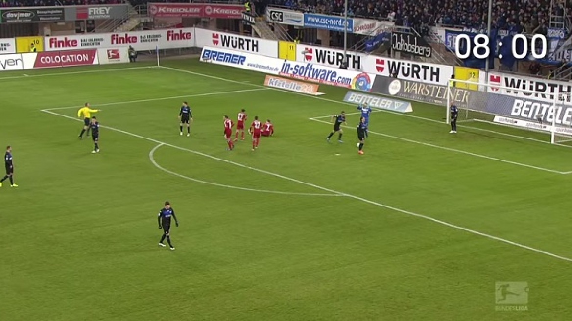 Βίντεο: Κέρδισε πέναλτι από τα... αποδυτήρια!