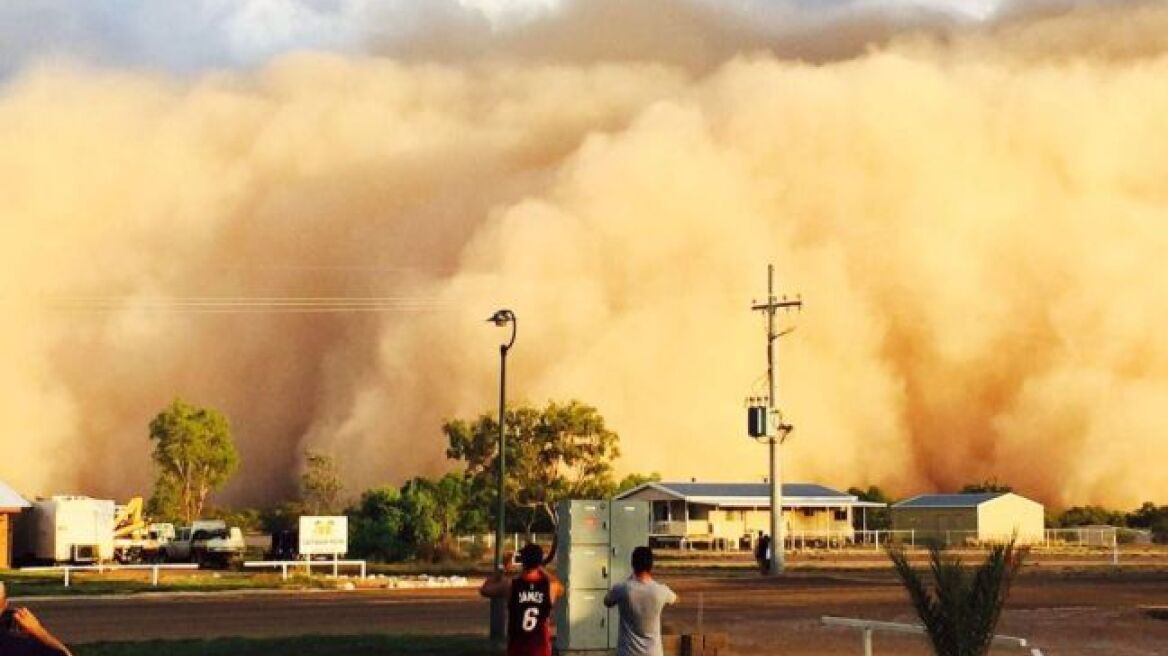 Αυστραλία: Το χώμα έγινε σκόνη λόγω ανομβρίας