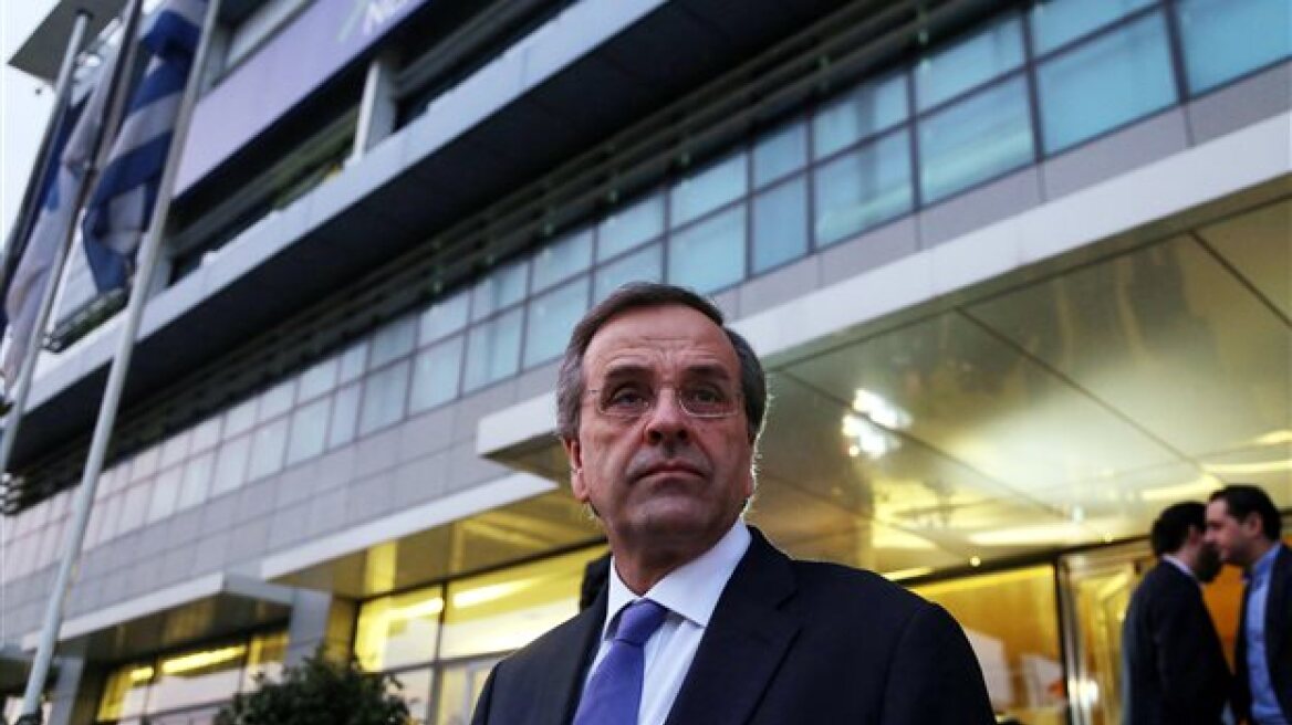 Πίεση στον Τσίπρα και επαίνους στον Σαμαρά από το ΕΛΚ 