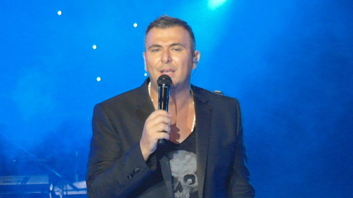 Η πρώτη αφιέρωση του Ρέμου στην κόρη του