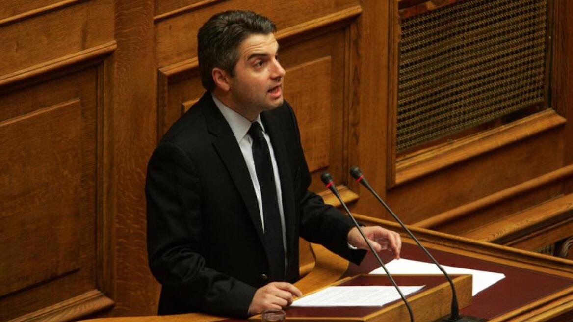 Καταγγελία Κωνσταντινόπουλου: Το 2011 η Βαλαβάνη έβγαλε χρήματα με εμβάσματα στο εξωτερικό 