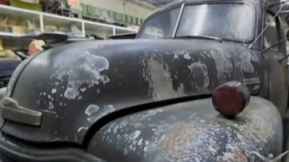 Αυτό είναι το μυστικό van του Elvis Presley (video)